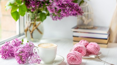 I DON'T FEEL FREE SO I'M BREAKING FREE FROM ALL OF THISBECAUSE I HAVE TO SO I CAN MOVE ON.