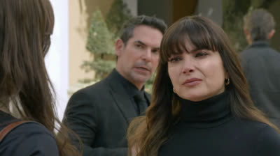 C-3 Una de las dos es tu hija