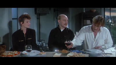 Tenue de soirée. vf